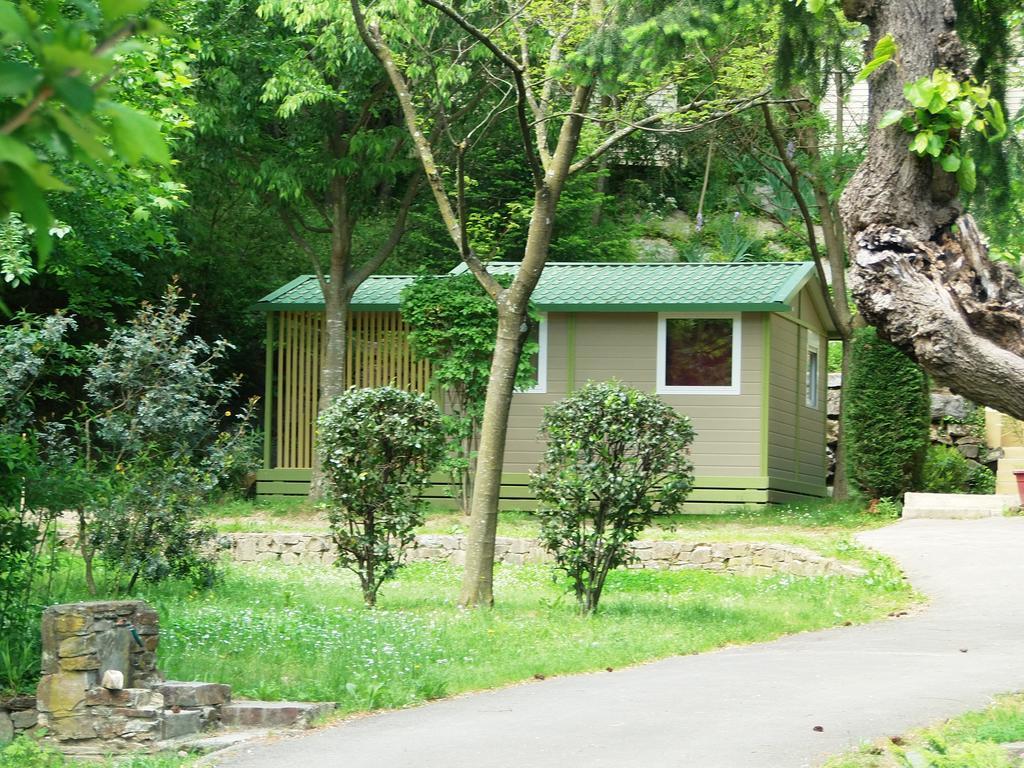 Camping Les Sources Saint-Jean-du-Gard Exteriör bild