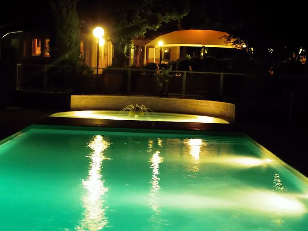 Camping Les Sources Saint-Jean-du-Gard Exteriör bild